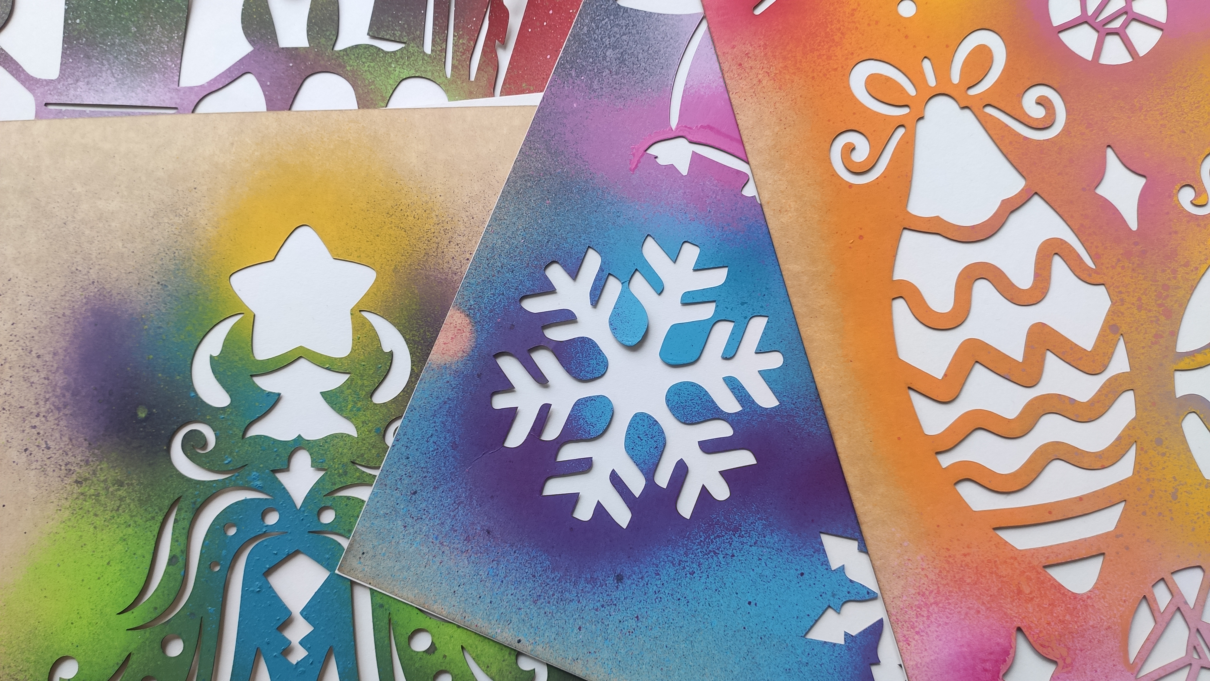 Winter Christmas Introducing Stencil Art Spray Session