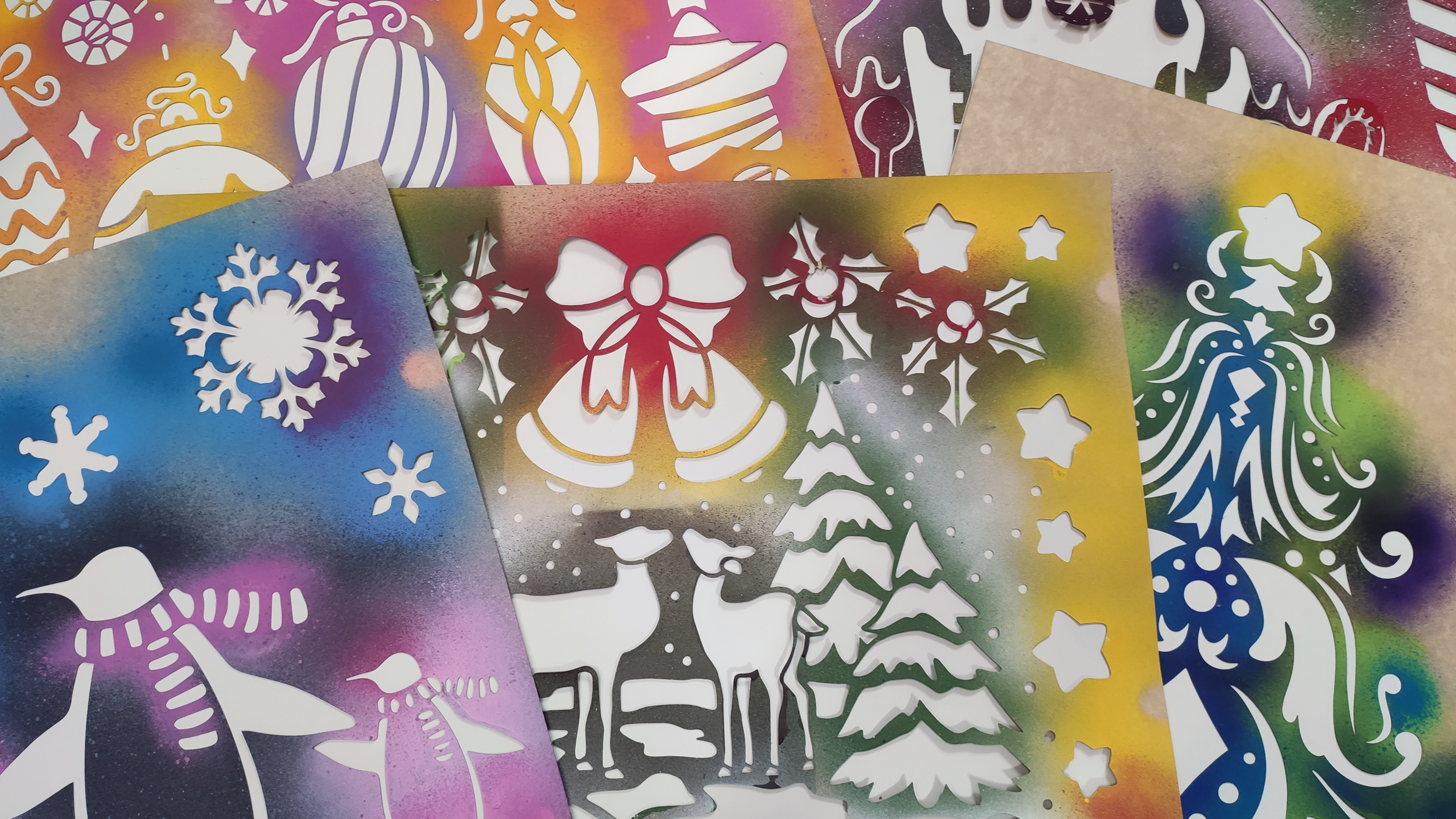 Winter Christmas Introducing Stencil Art Spray Session